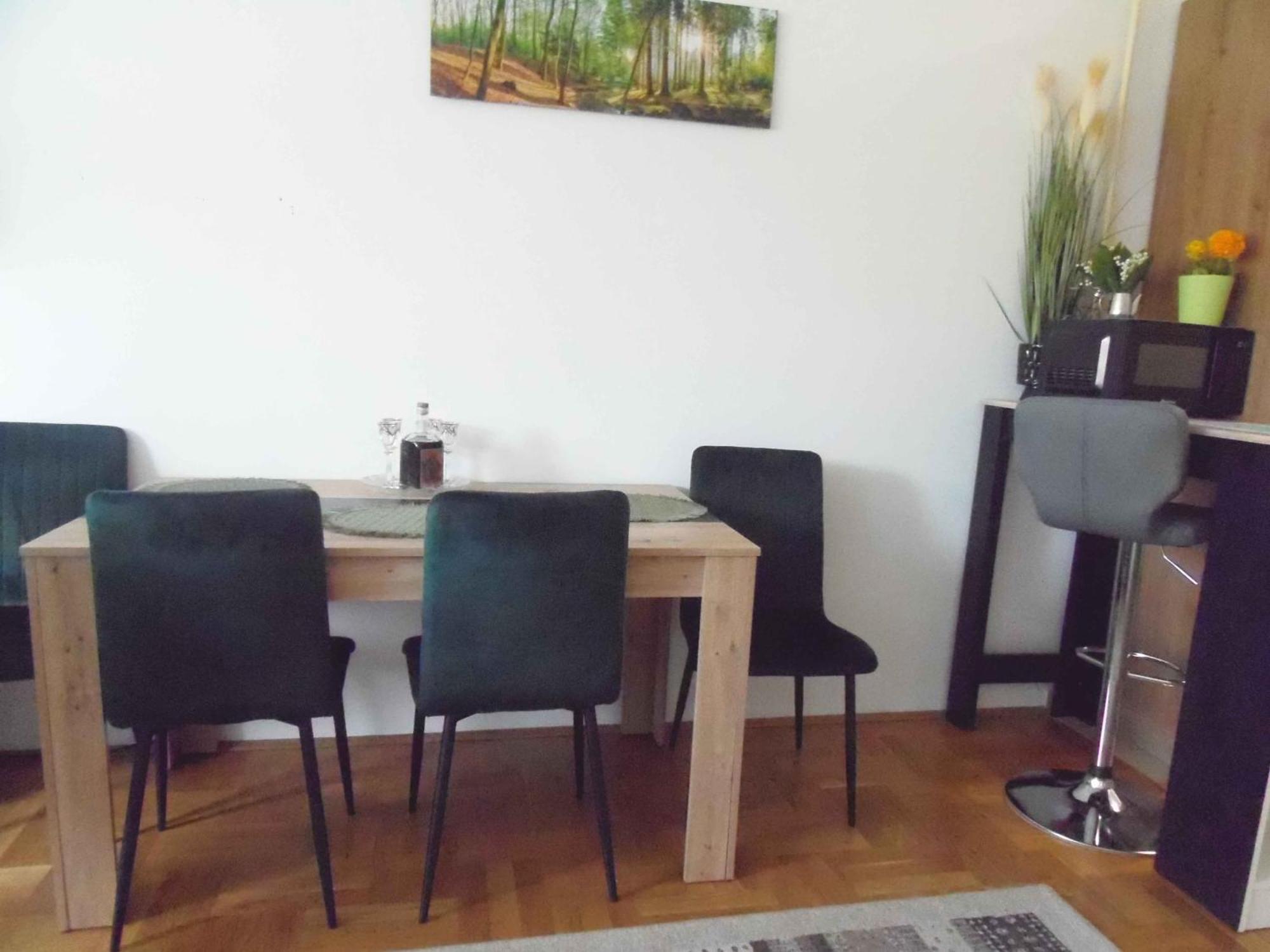 Apartment 6m I M5 *